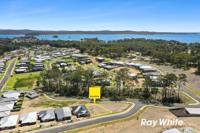 13 Pelsart Avenue, Sunshine Bay NSW 2536