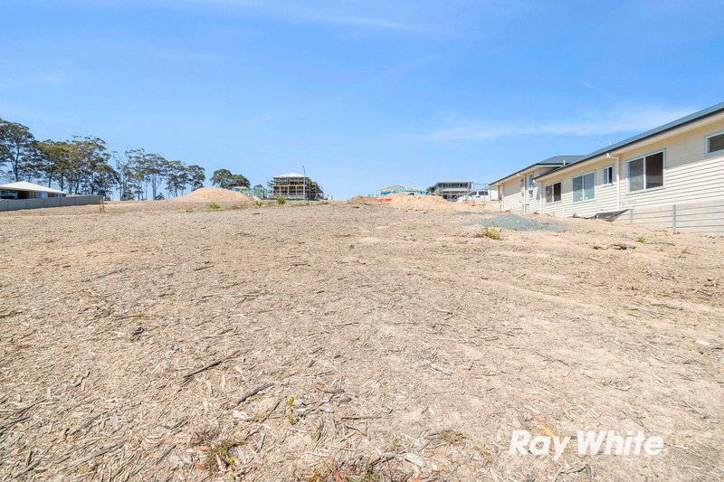 Photo - 13 Pelsart Avenue, Sunshine Bay NSW 2536 - Image 4