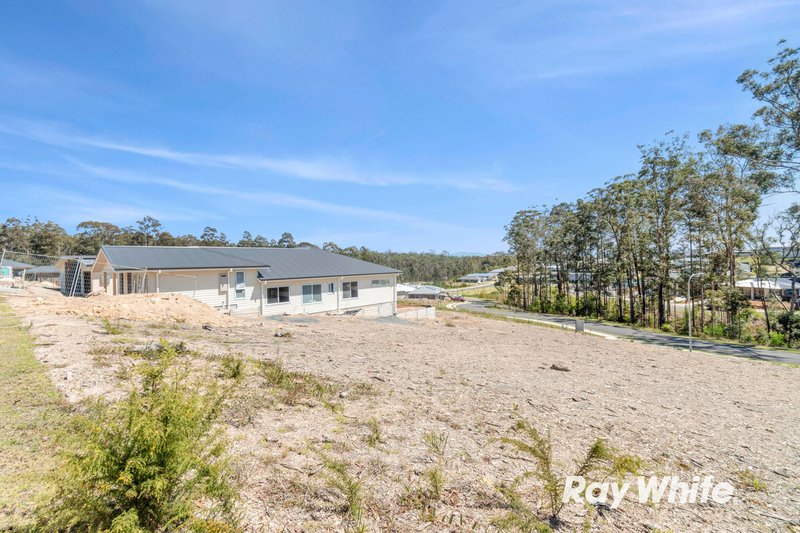 Photo - 13 Pelsart Avenue, Sunshine Bay NSW 2536 - Image 5