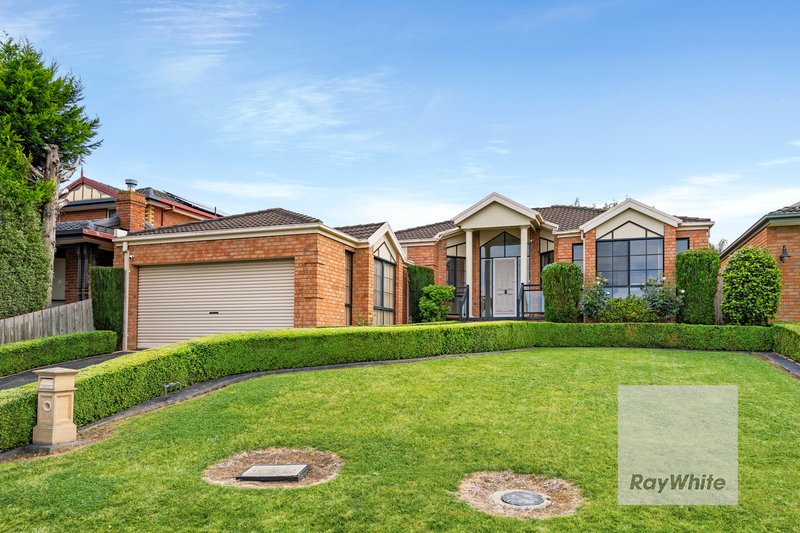 13 Peppermint Walk, South Morang VIC 3752