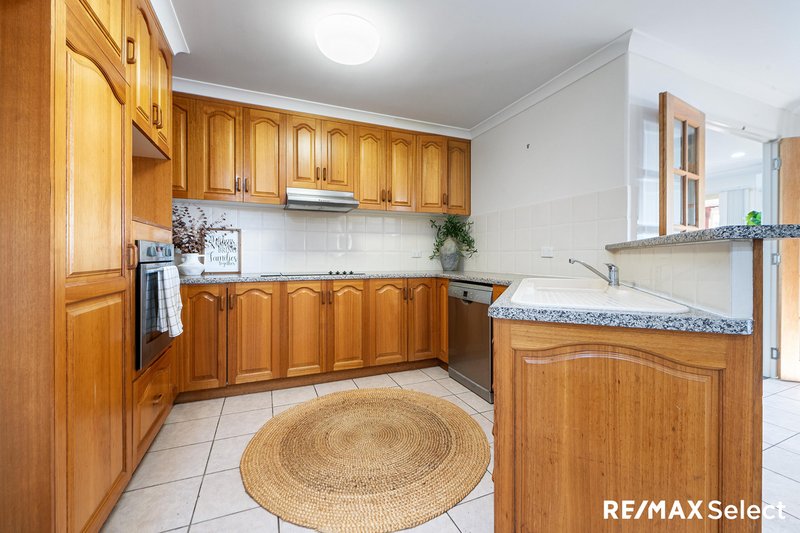 Photo - 13 Percy Court, Glenella QLD 4740 - Image 4