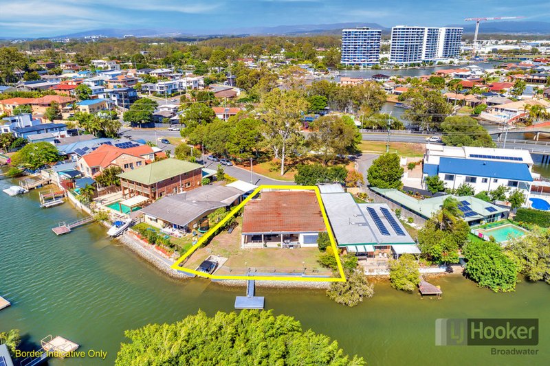 Photo - 13 Perry Place, Biggera Waters QLD 4216 - Image 20