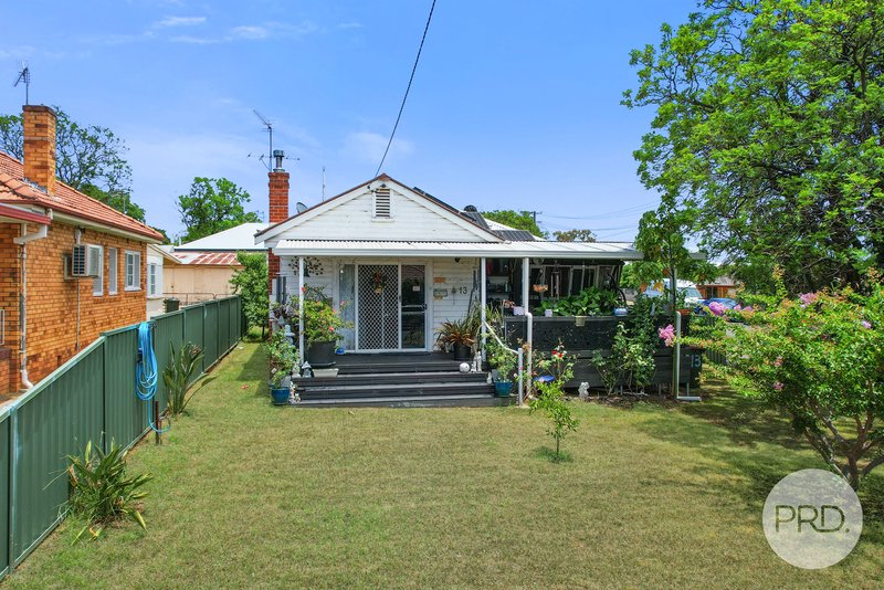 Photo - 13 Phillip Street, Tamworth NSW 2340 - Image 2