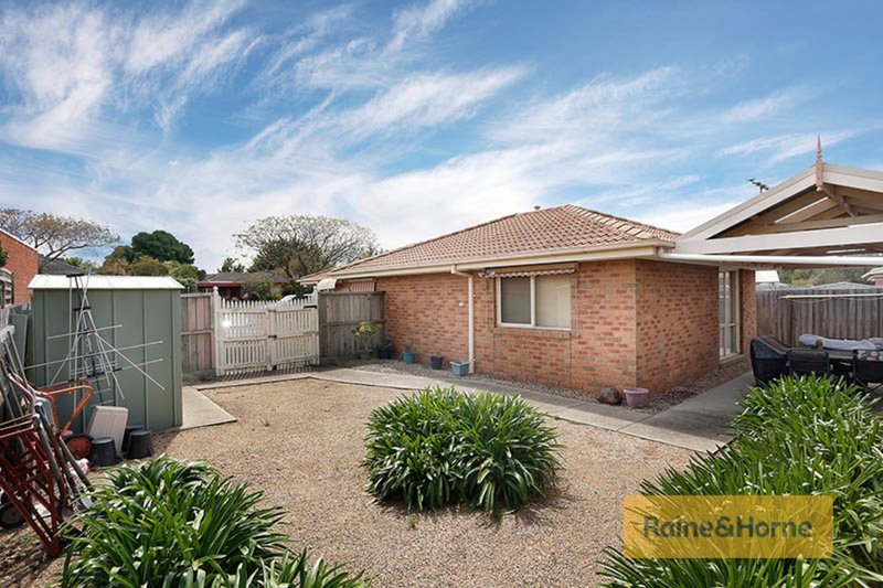 Photo - 13 Piccolotto Drive, Melton West VIC 3337 - Image 7