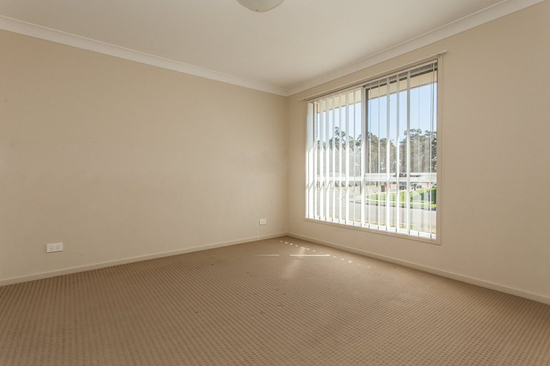 Photo - 13 Picton Street, Cessnock NSW 2325 - Image 6