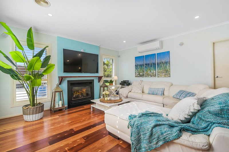 Photo - 13 Piermont Drive, Berwick VIC 3806 - Image 3