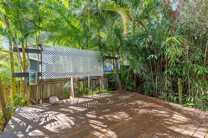 Photo - 13 Pines Avenue, Cooroibah QLD 4565 - Image 14