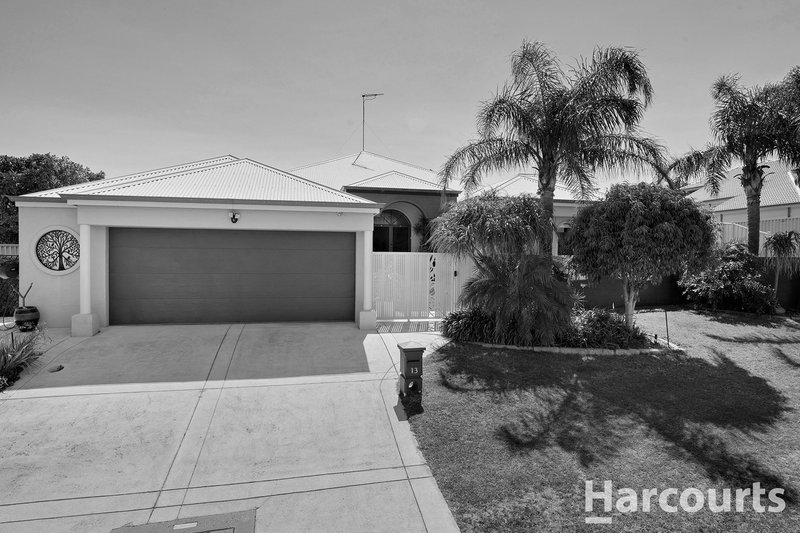 13 Pinnace Court, Halls Head WA 6210