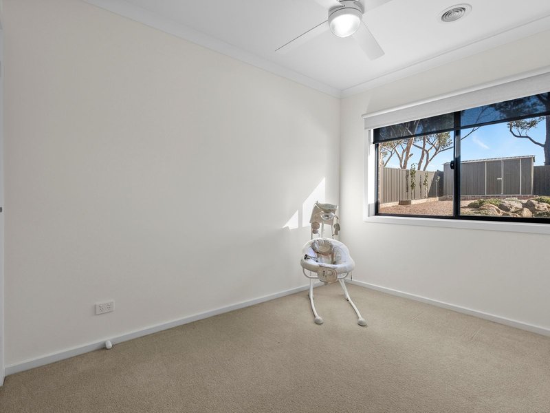 Photo - 13 Pinnacle Court, Bacchus Marsh VIC 3340 - Image 10