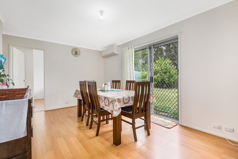 Photo - 13 Pioneer Court, Berwick VIC 3806 - Image 5