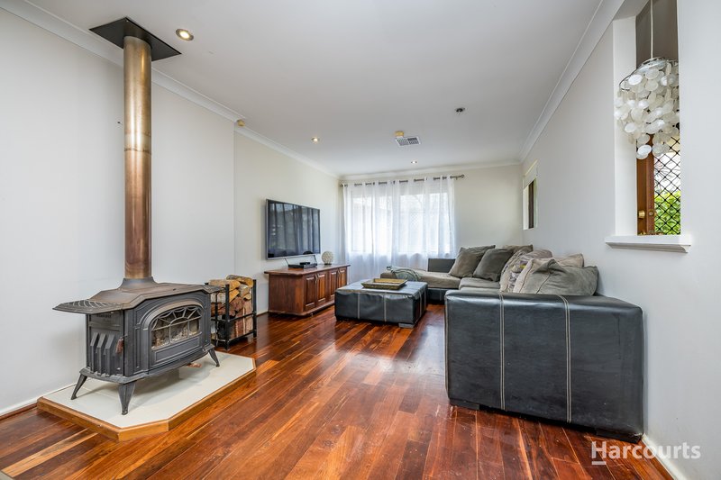 Photo - 13 Piper Street, Quinns Rocks WA 6030 - Image 3