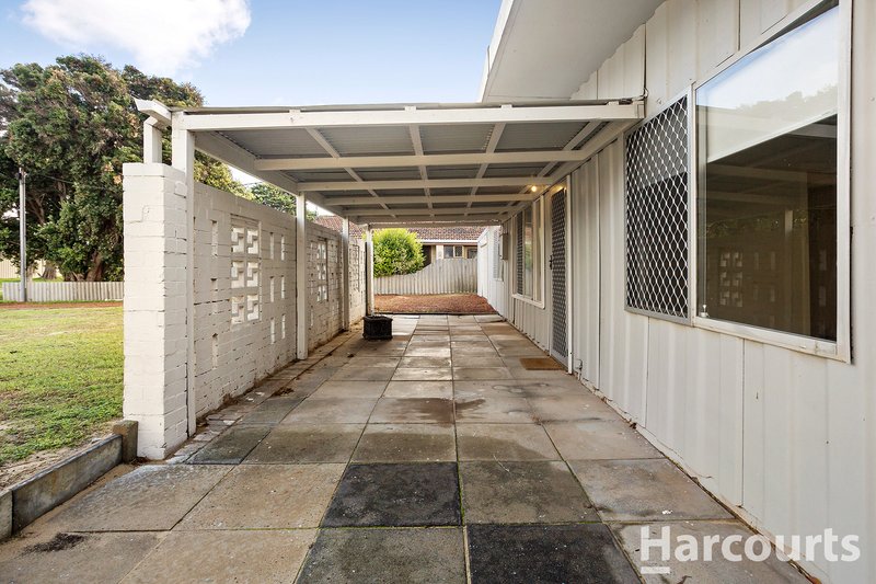 Photo - 13 Pollard Way, Warnbro WA 6169 - Image 11