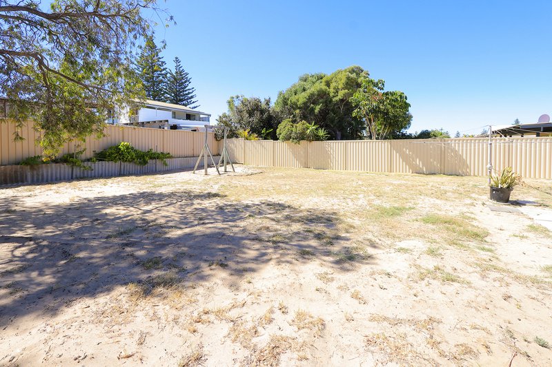 Photo - 13 Pollard Way, Warnbro WA 6169 - Image 15