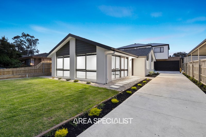 Photo - 1/3 Pollina Close, Hampton Park VIC 3976 - Image 2