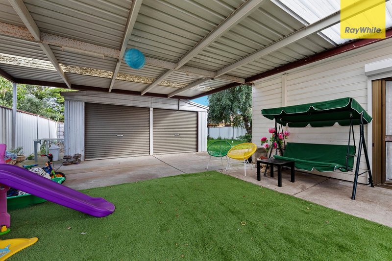 Photo - 13 Poole Street, Deer Park VIC 3023 - Image 9