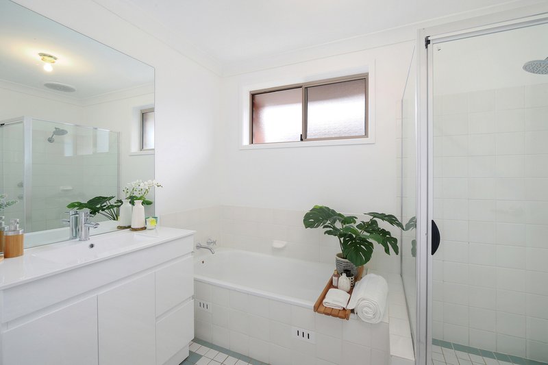 Photo - 1/3 Portelli Avenue, Kariong NSW 2250 - Image 7