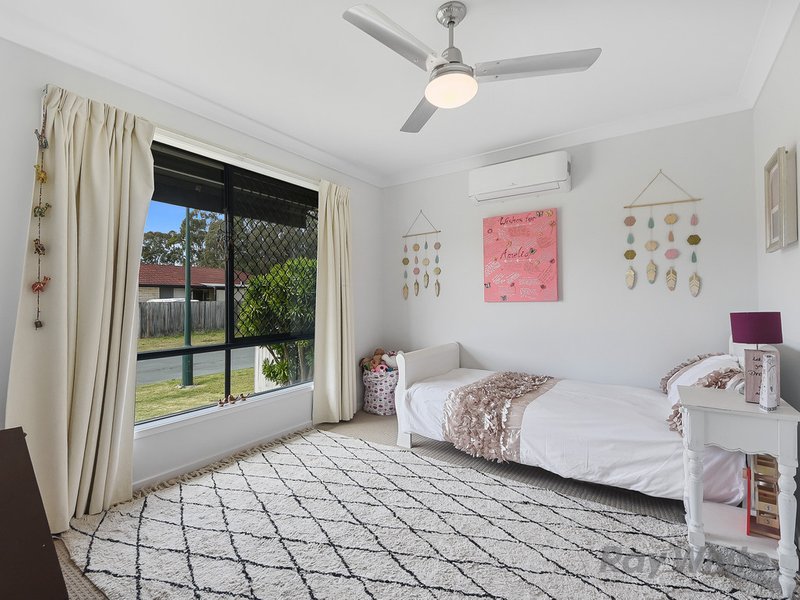 Photo - 13 Portico Place, Bald Hills QLD 4036 - Image 8