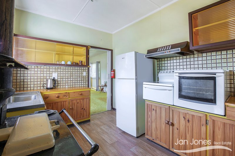 Photo - 13 Prince Street, Clontarf QLD 4019 - Image 3