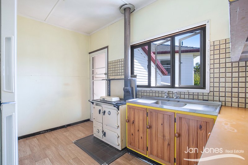 Photo - 13 Prince Street, Clontarf QLD 4019 - Image 4