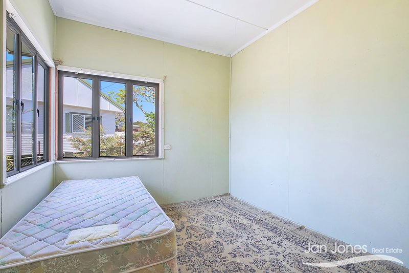 Photo - 13 Prince Street, Clontarf QLD 4019 - Image 9