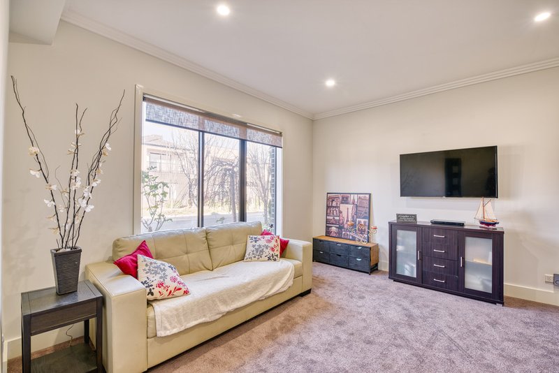 Photo - 13 Princess Street, South Morang VIC 3752 - Image 6