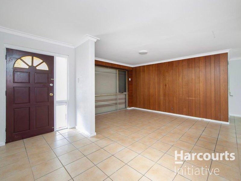 Photo - 13 Puglia Place, Koondoola WA 6064 - Image 2