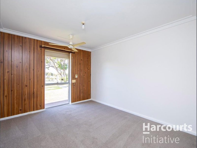 Photo - 13 Puglia Place, Koondoola WA 6064 - Image 7