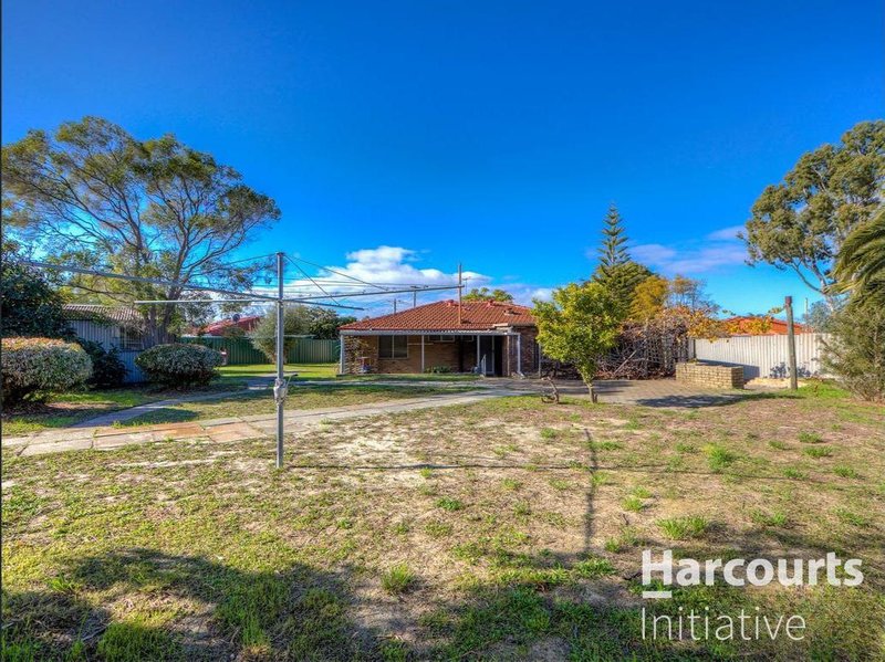 Photo - 13 Puglia Place, Koondoola WA 6064 - Image 15