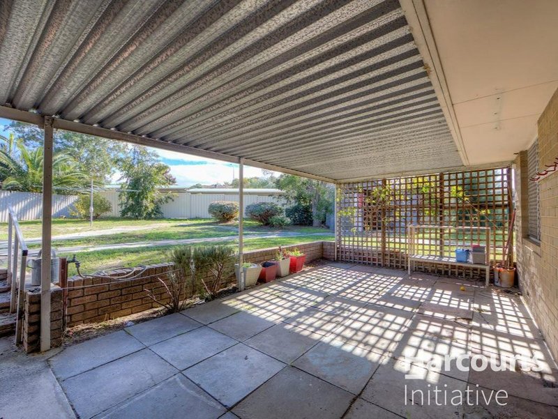 Photo - 13 Puglia Place, Koondoola WA 6064 - Image 16