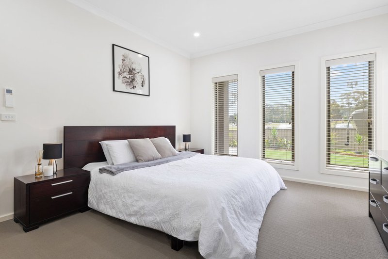 Photo - 13 Racecourse Road, Noble Park VIC 3174 - Image 11