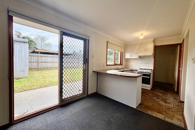Photo - 13 Rachel Drive, Cranbourne VIC 3977 - Image 3
