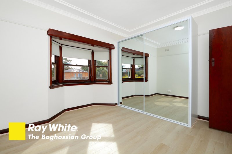 Photo - 13 Rawson Avenue, Bexley NSW 2207 - Image 5