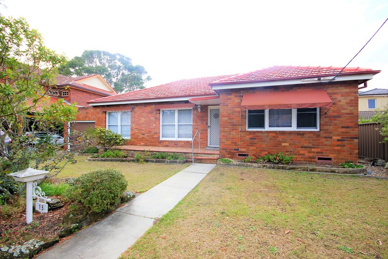 13 Read Street, Blakehurst NSW 2221