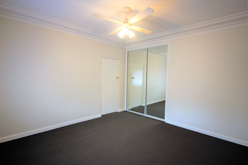 Photo - 13 Read Street, Blakehurst NSW 2221 - Image 3