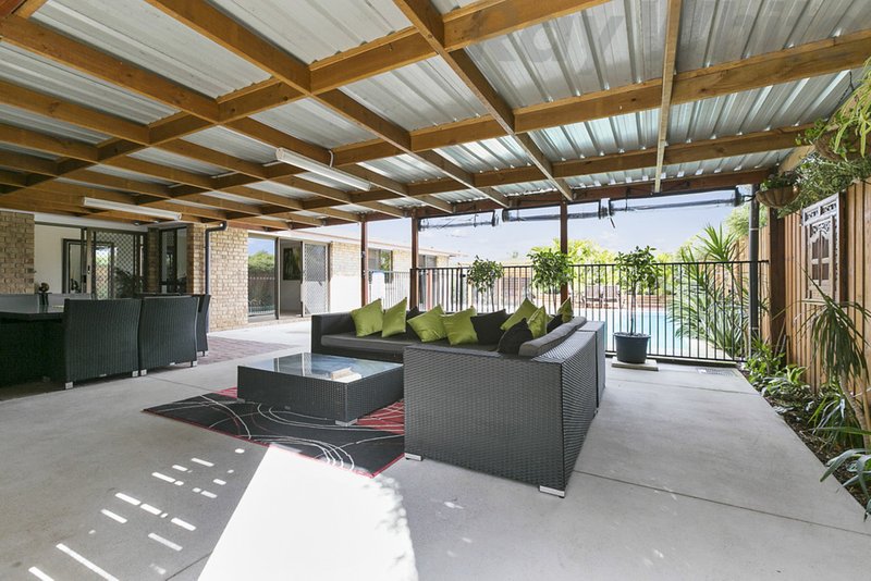 Photo - 13 Reading Drive, Alexandra Hills QLD 4161 - Image 12