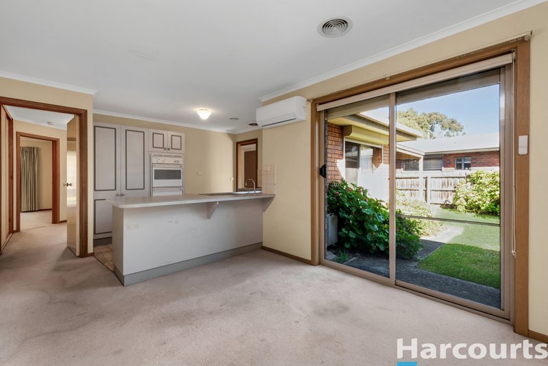 Photo - 13 Rebecca Court, Warragul VIC 3820 - Image 2