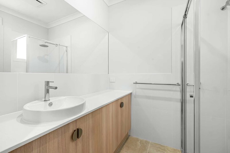 Photo - 13 Red Cedar Parade, Mount Barker SA 5251 - Image 10