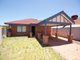 Photo - 13 Redfin Close, Warnbro WA 6169 - Image 2