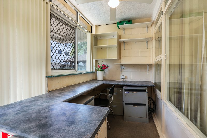 Photo - 1/3 Redondo Avenue, Miami QLD 4220 - Image 10