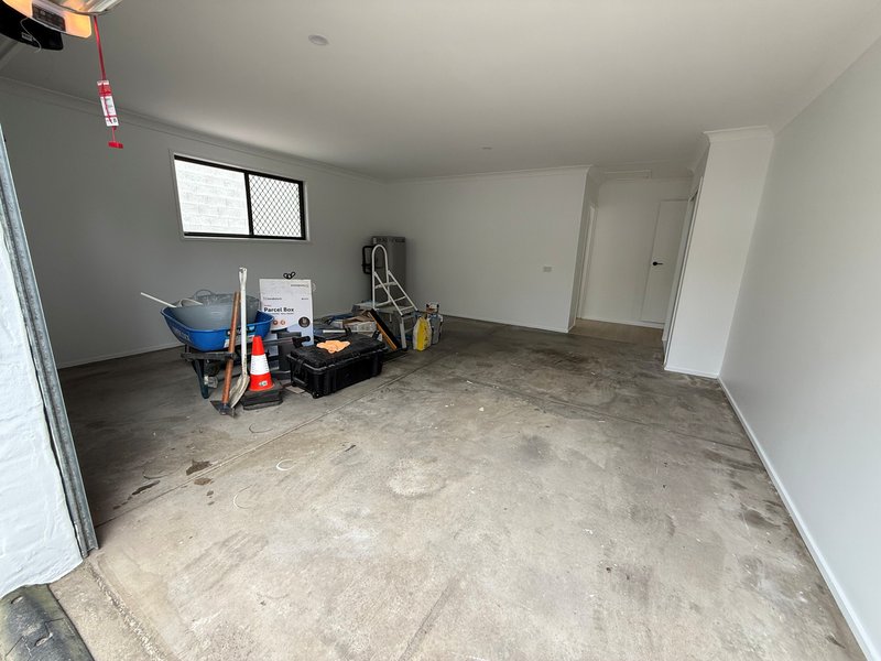 Photo - 13 Reed Street, Ashmore QLD 4214 - Image 14