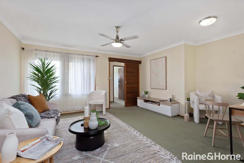 Photo - 13 Rees Place, Birmingham Gardens NSW 2287 - Image 3