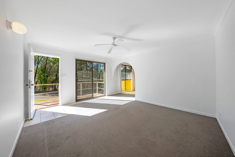 Photo - 1/3 Regency Place, Mudgeeraba QLD 4213 - Image 2