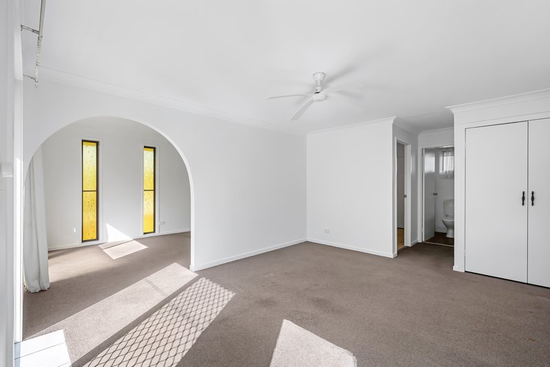 Photo - 1/3 Regency Place, Mudgeeraba QLD 4213 - Image 3