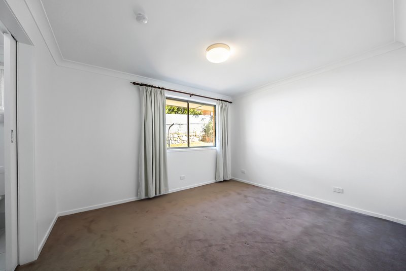 Photo - 1/3 Regency Place, Mudgeeraba QLD 4213 - Image 5