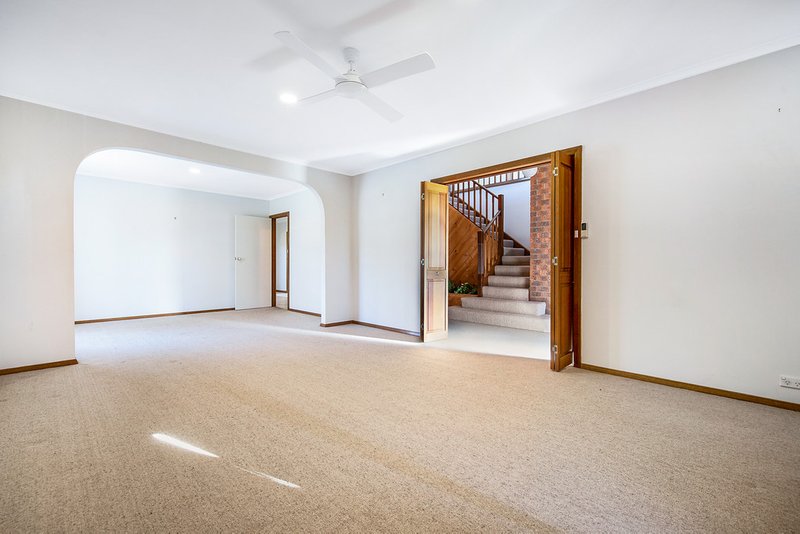 Photo - 13 Rembrandt Drive, Wheelers Hill VIC 3150 - Image 4