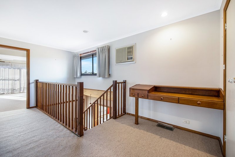 Photo - 13 Rembrandt Drive, Wheelers Hill VIC 3150 - Image 8