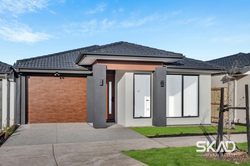 Photo - 13 Reminis Drive, Donnybrook VIC 3064 - Image 2