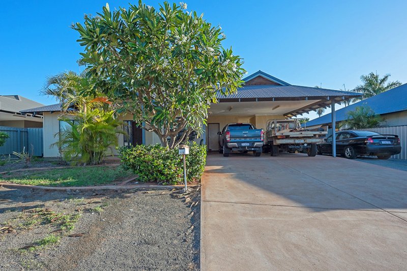 13 Rhonda Road, Baynton WA 6714