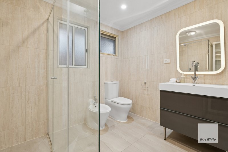 Photo - 13 Ribblesdale Avenue, Wyndham Vale VIC 3024 - Image 17