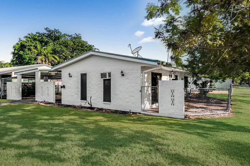 Photo - 13 Richardson Street, Douglas QLD 4814 - Image 2